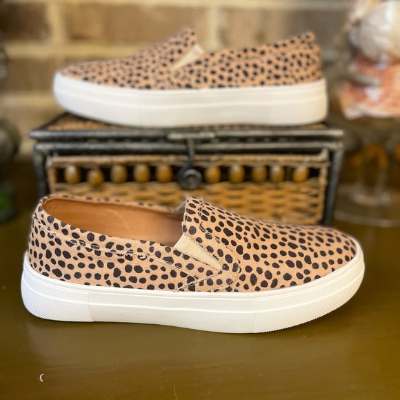 Cheetah print slide on sneakers - Picture 2 of 8